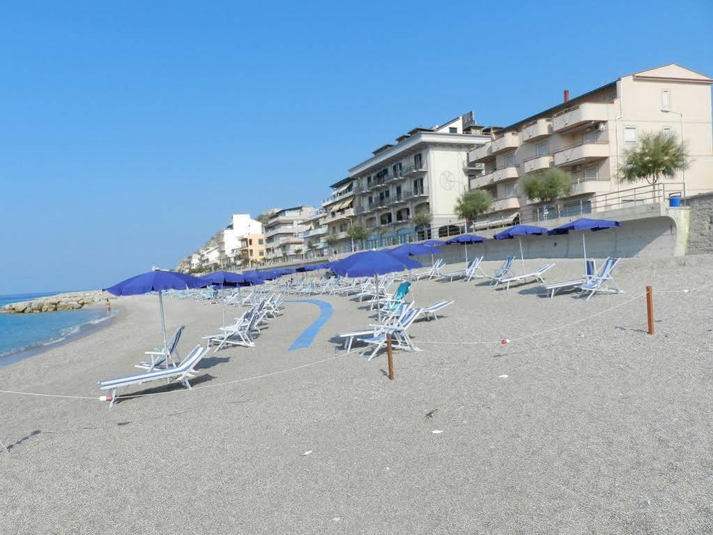 Hotel Il Mulino Capo dʼOrlando Kültér fotó