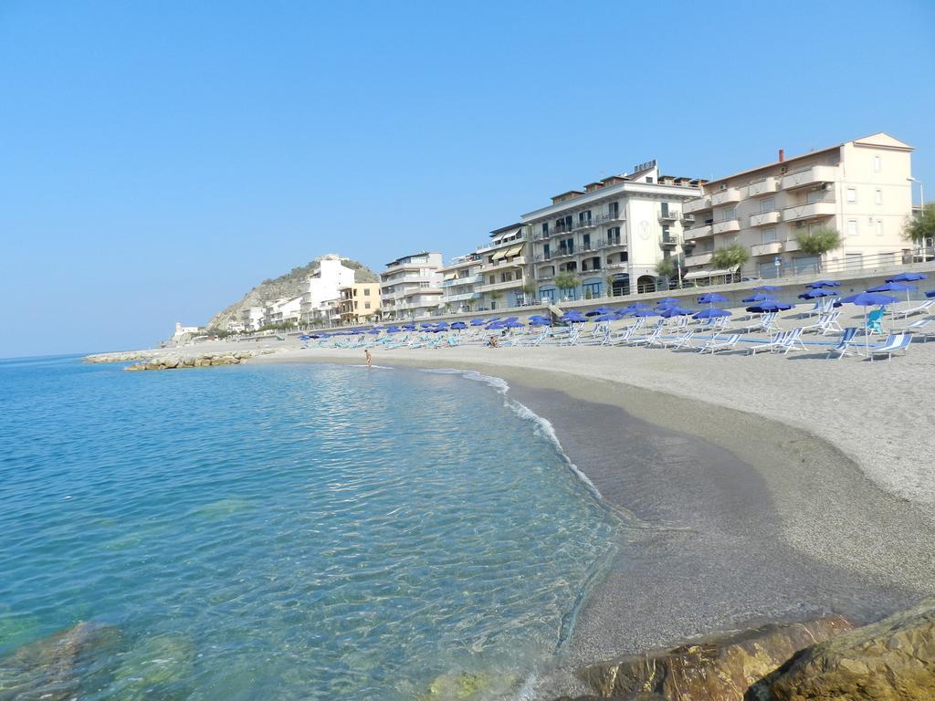 Hotel Il Mulino Capo dʼOrlando Kültér fotó