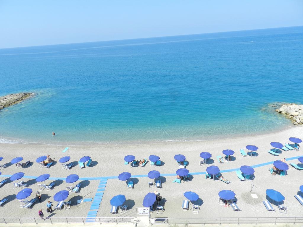 Hotel Il Mulino Capo dʼOrlando Kültér fotó
